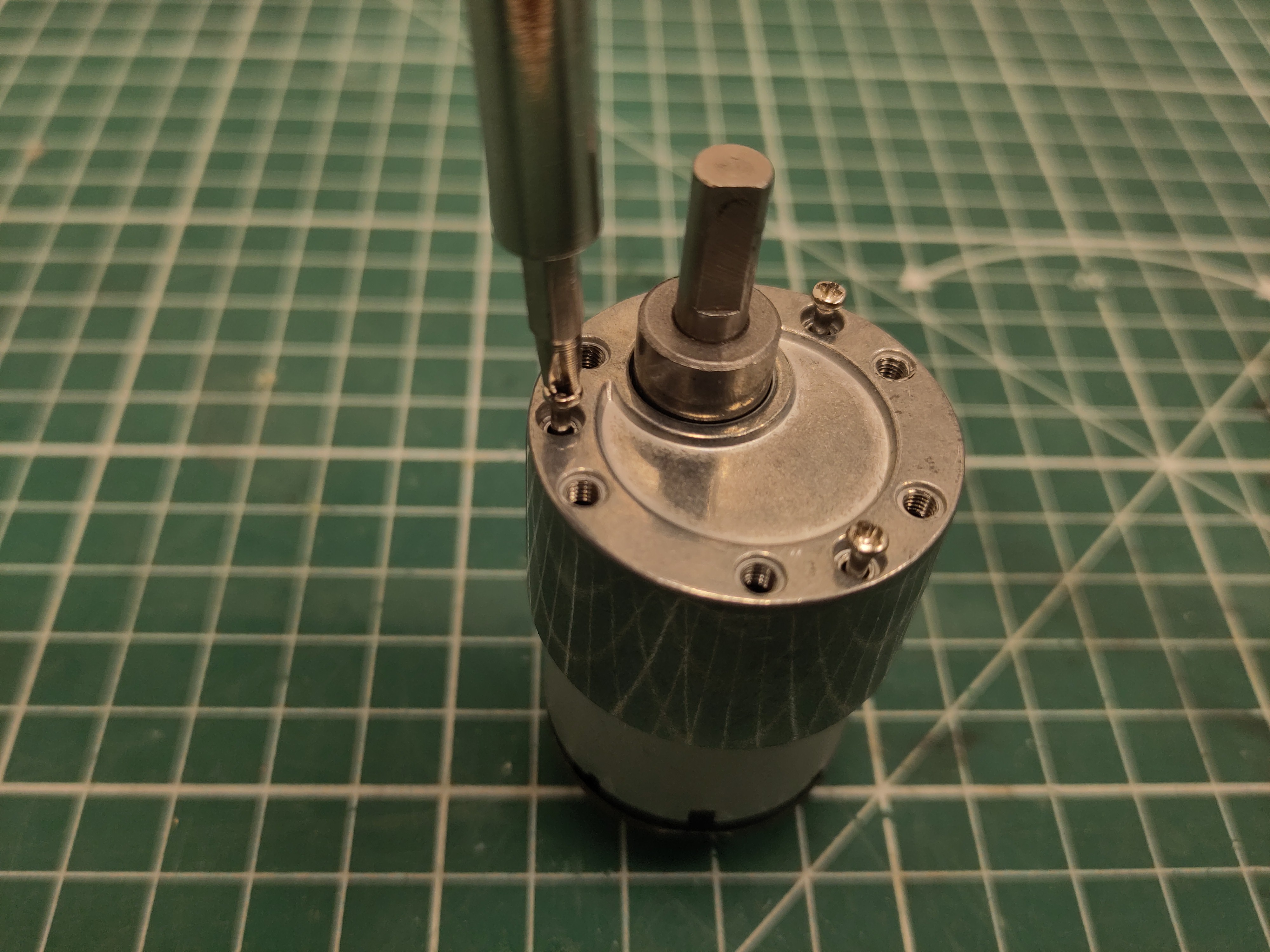 ../../../_images/motors_step_10.jpg