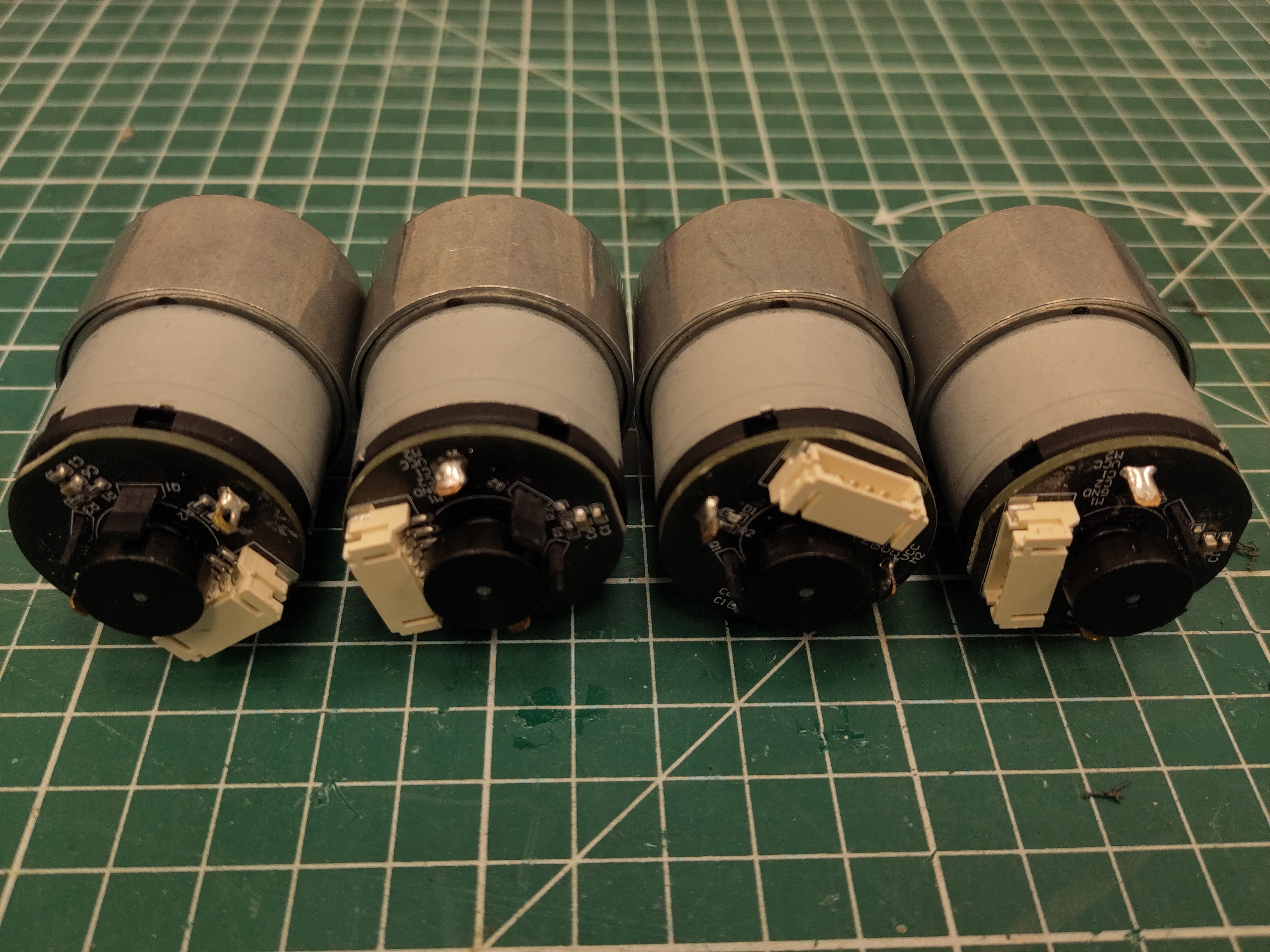 ../../../_images/motors_step_2.jpg